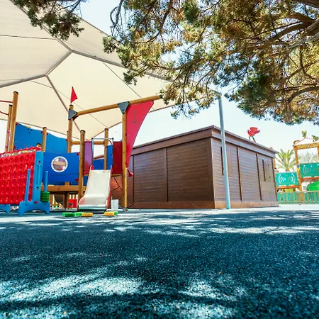 מלון Globales Delfines 4*