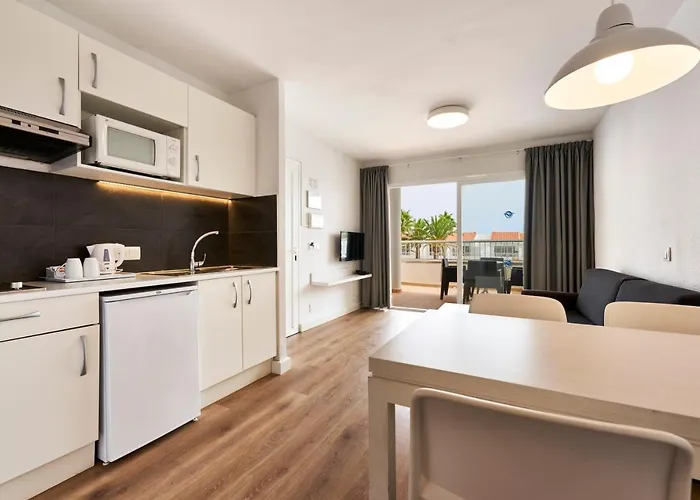 Globales Delfines Cala'N Blanes (Menorca)