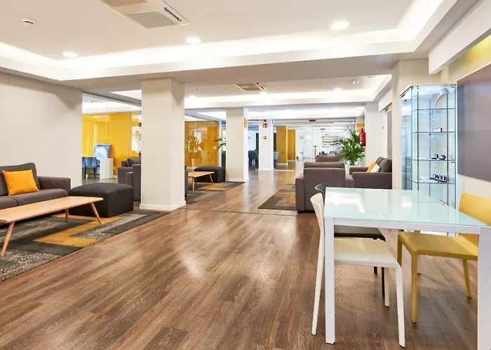 Hotel Globales Delfines Cala'N Blanes (Menorca)