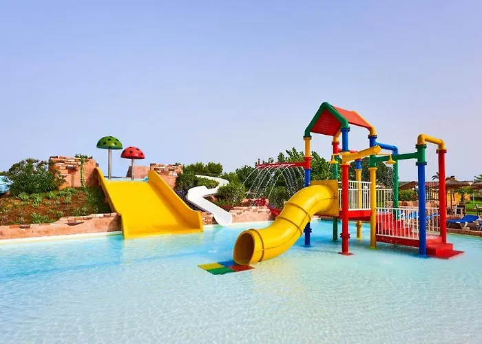 Globales Delfines Szálloda 4*