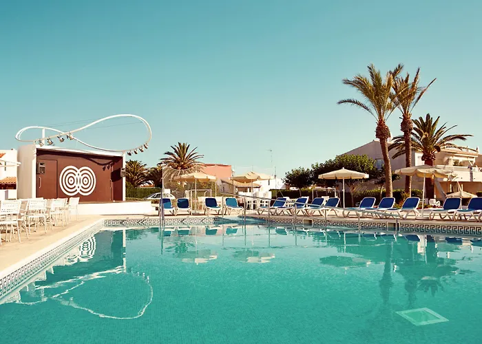 Globales Delfines 4* Cala'N Blanes (Menorca)