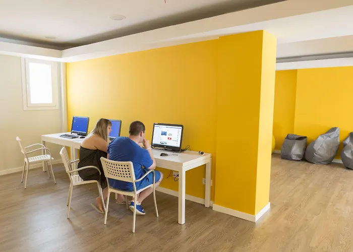 Globales Delfines 4*