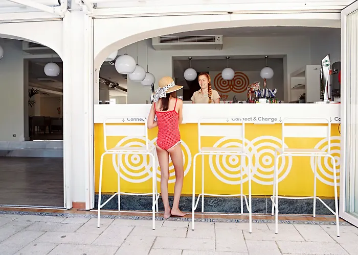 Globales Delfines 4* Cala'N Blanes (Menorca)