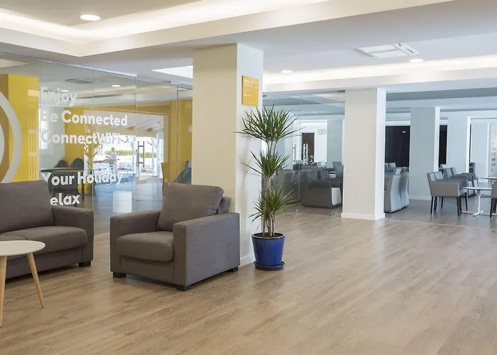 Hotel Globales Delfines