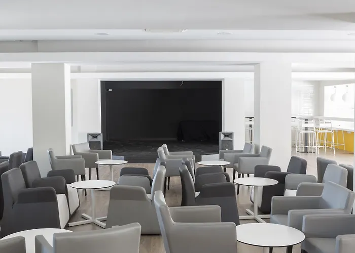 Hotel Globales Delfines 4*