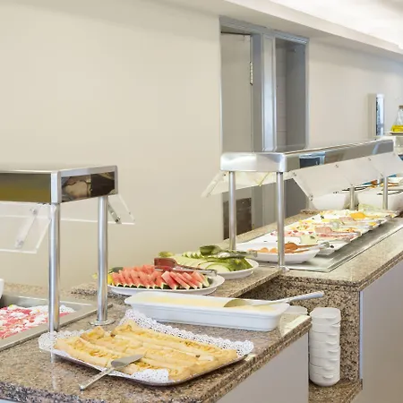 Hotel Globales Delfines